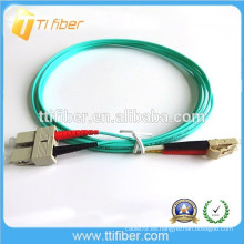 OM3 Cable de conexión de fibra óptica duplex de 10 Gb SC / LC interior